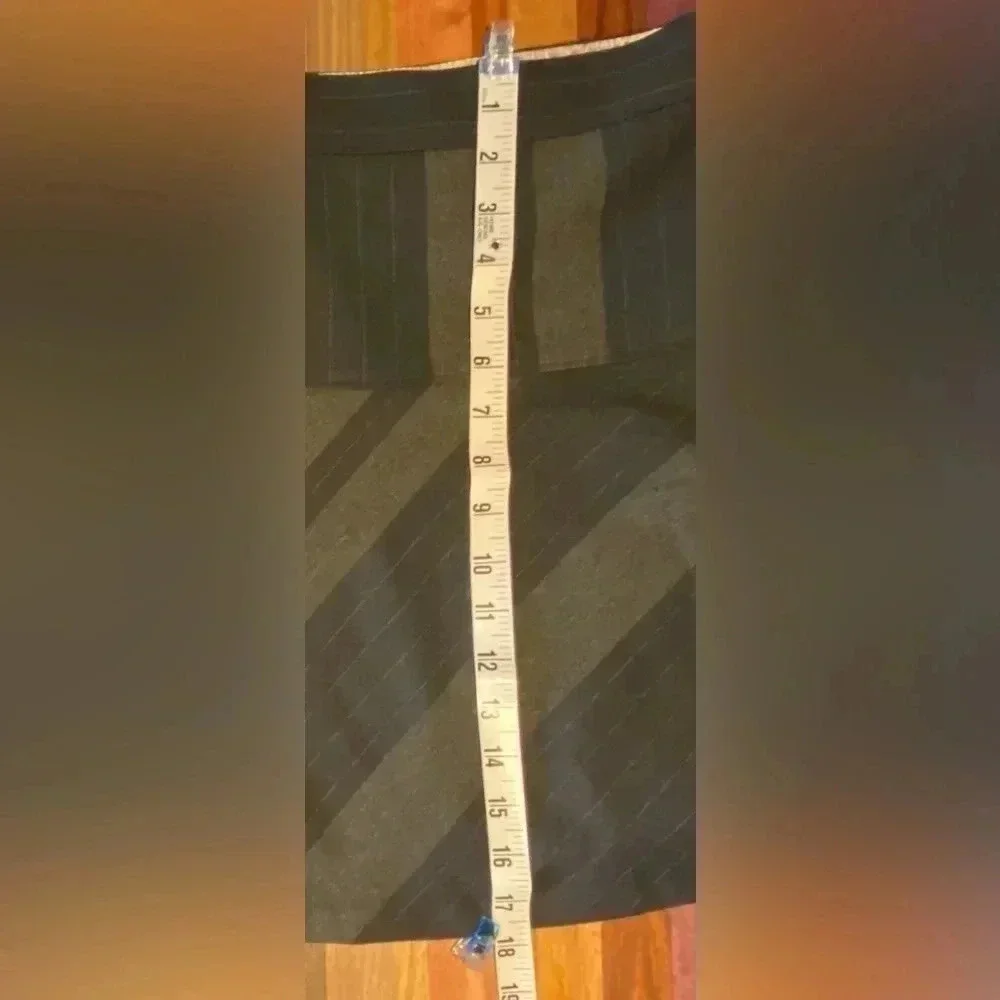Banana Republic fit and flare skirt 12